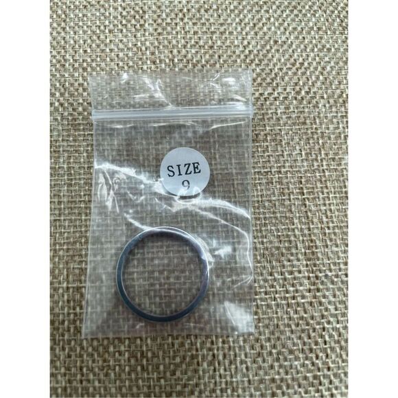 New Stainless Steel Ring Size 9 Unisex Stacking or Wedding Band - Picture 2 of 7